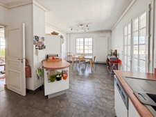 Department of Vienne (86) Contemporary house of 160 m² – Sought-after area in the east of the city