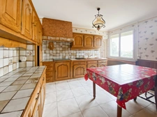  Dpt Vienne (86), for sale in VOUNEUIL SUR VIENNE (86) 6-room house of 136 m2, land 1213 m2