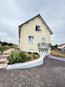 Dept de la Vienne (86)  Maison à vendre 5 pièces, 98 m2 terrain 695 m2 THURE (86)