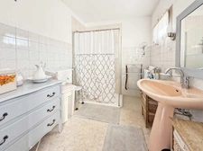 Department of Vienne (86) Single-storey house for sale with 8 rooms CHATELLERAULT (86)