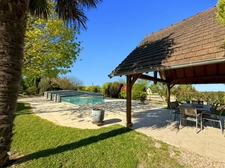 Department of Vienne (86) Character house, 8 rooms, for sale 