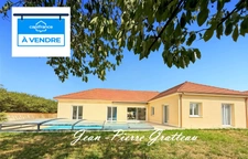 Dept de la Vienne (86) à vendre Plain pied 6 pièces, terrain 1298 m2 CHATELLERAULT (86)