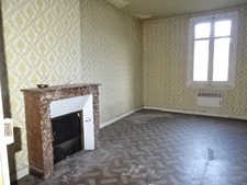 Dpt Vienne (86), for sale CHATELLERAULT building - Land of 332.00 m²