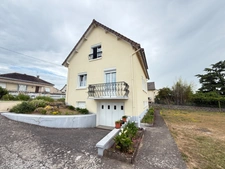 Dept de la Vienne (86)  Maison à vendre 5 pièces, 98 m2 terrain 695 m2 THURE (86)