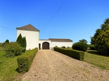 Dept de la Vienne (86) A vendre Propriété à vendre 5 pièces SERIGNY (86)