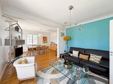 Department of Vienne (86) Contemporary house of 160 m² – Sought-after area in the east of the city