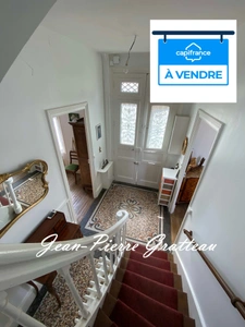 Dpt Vienne (86), à vendre CHATELLERAULT maison P6 de 129 m² - Terrain de 244,00 m² 