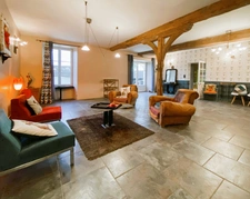 Dpt Vienne (86), for sale CHATELLERAULT house P7 of 220 m² - Land of 4,747.00 m² 