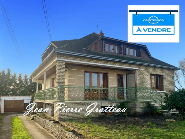 Dpt Vienne (86), à vendre CHATELLERAULT maison P7 de 174 m² - Terrain de 1 229,00 m² 