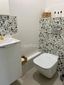 Department of Vienne (86), for sale in CHATELLERAULT, elegant 6-room apartment of 161.64 m²  