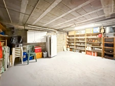 Department of Vienne (86) For sale: Contemporary 10-room house of 317.05 m2