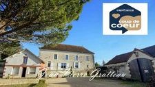 Dpt Vienne (86), à vendre CHATELLERAULT maison P7 de 220 m² - Terrain de 4 747,00 m² 
