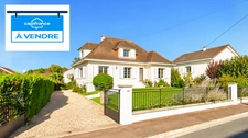 Dept de la Vienne (86) Maison contemporaine de 160 m² – Quartier recherché à l'est de la ville