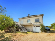 Dept of Vienne (86) Contemporary house 102.83 M2 land 857 M2 