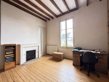 Department of Vienne (86) Townhouse for sale, 7 rooms, 167.51 m2 in CHATELLERAULT (86)