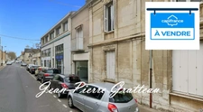 Dept de la Vienne (86) A Vendre  Maison avec local commercial