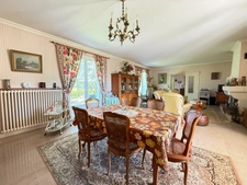 Department of Vienne (86) For sale: Contemporary 10-room house of 317.05 m2