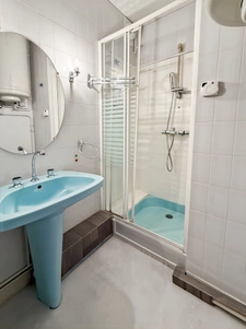 Department of Vienne (86) 5-room apartment for sale in CHATELLERAULT (86)