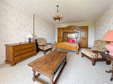 Dept de la Vienne (86) A vendre Propriété à vendre 5 pièces SERIGNY (86)