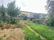 Maison à réhabiliter entièrement d'environ 100m² m² avec jardin à Dallet