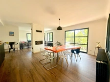 Maison 5 pièces 155m² avec piscine sur parcelle de 1024m² à Pont-du-Château 
