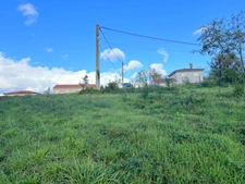 Terrain de 1227m² constructible non viabilisé à Lempty