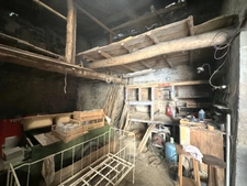 3 granges d'une surface de 190m² à Dallet (Mur-sur-Allier) 