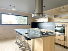 Villa 183m² sur sous-sol complet et parcelle de 2000m² à Beauregard-L'Evêque 