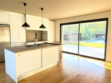 Villa d'architecte 200m² avec piscine sur parcelle de 1610m² à Pont-du-Château 