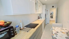 Appartement vendu meublé type 4 Paris la défense. ARENA