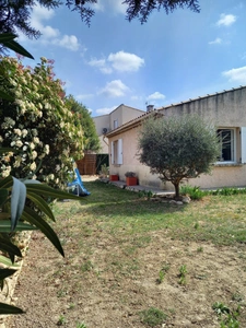 Maison à louer 4 pièces 83 m2 et jardin arboré (500 m2) à GREOUX LES BAINS (04)