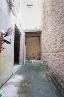 Character house for sale, 7 rooms with vaulted cellars – ROCHEFORT Centre (17)