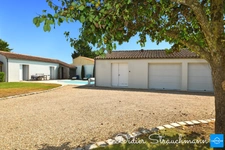 Maison à vendre 8 pièces CLAVETTE (17)