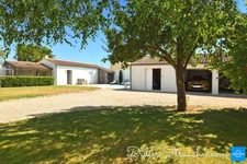 Maison à vendre 8 pièces CLAVETTE (17)