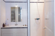 Character house for sale, 7 rooms with vaulted cellars – ROCHEFORT Centre (17)