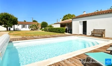 Maison à vendre 8 pièces CLAVETTE (17)
