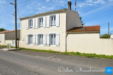 Maison à vendre 5 pièces proche de AIGREFEUILLE D'AUNIS (17)