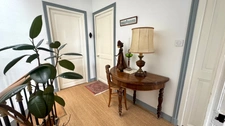 Character house for sale, 7 rooms with vaulted cellars – ROCHEFORT Centre (17)