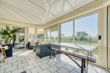 Maison de plain-pied de 135 m² à vendre - 4 chambres - 1 bureau - 7 pièces TONNAY CHARENTE (17)