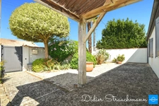 Maison à vendre 8 pièces CLAVETTE (17)