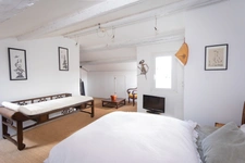 Character house for sale, 7 rooms with vaulted cellars – ROCHEFORT Centre (17)