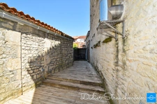 Maison à vendre 7 pièces proche de AIGREFEUILLE D'AUNIS (17)