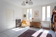 Character house for sale, 7 rooms with vaulted cellars – ROCHEFORT Centre (17)