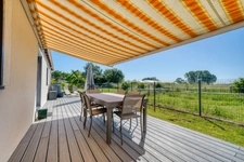 Maison de plain-pied de 135 m² à vendre - 4 chambres - 1 bureau - 7 pièces TONNAY CHARENTE (17)