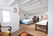 Character house for sale, 7 rooms with vaulted cellars – ROCHEFORT Centre (17)