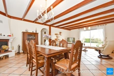 Maison à vendre 9 pièces proche de AIGREFEUILLE D'AUNIS (17)