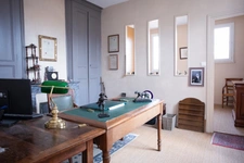 Character house for sale, 7 rooms with vaulted cellars – ROCHEFORT Centre (17)