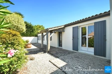 Maison à vendre 8 pièces CLAVETTE (17)