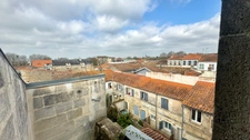 Character house for sale, 7 rooms with vaulted cellars – ROCHEFORT Centre (17)