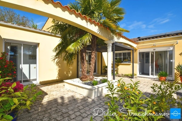 Maison à vendre 6 pièces proche de AIGREFEUILLE D'AUNIS (17)